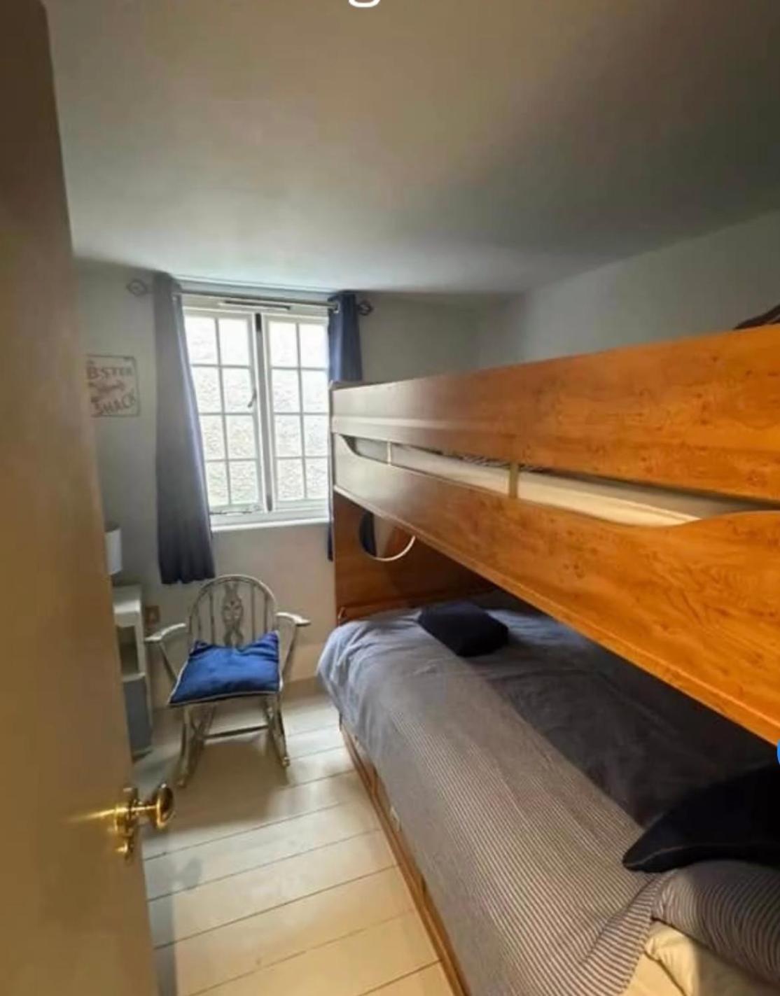 Little Monmouth 4 Bedroom Cottage, Old Town Lyme Regis, Dog Friendly And Parking Esterno foto